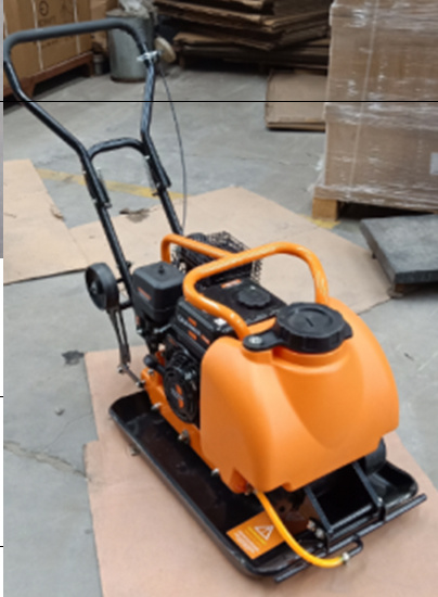 Compattatore alimentato a gas del piatto del compressore del compattatore 5.5HP del piatto di riparazione della strada 1