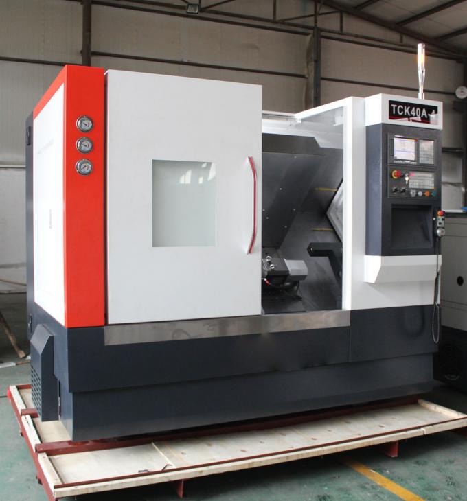 Macchina automatica del tornio di fresatura di precisione del tornio del metallo di CNC di iso 9001 1
