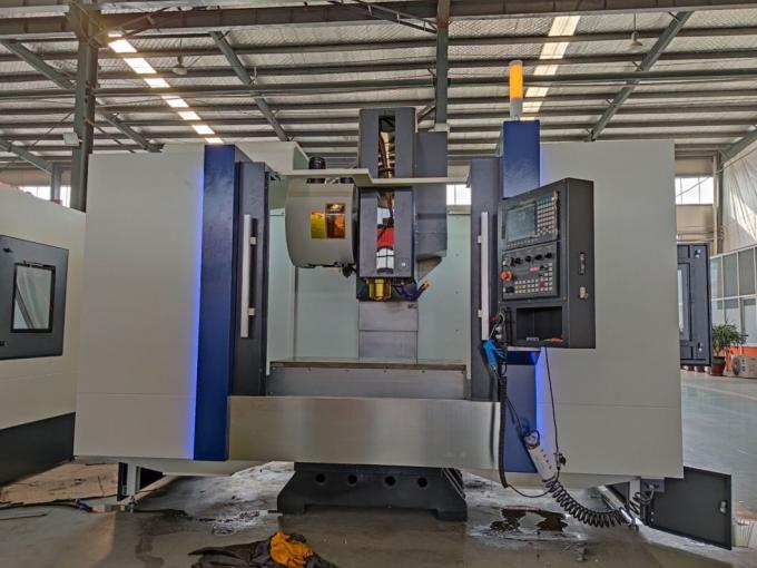 Stato economico della fresatrice di CNC del tornio del metallo di CNC di Vmc1050L nuovo 3