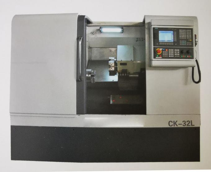 Tornio elettrico di CNC di alta precisione del tornio Mt6 del metallo di CNC con il sistema di controllo di programma 3