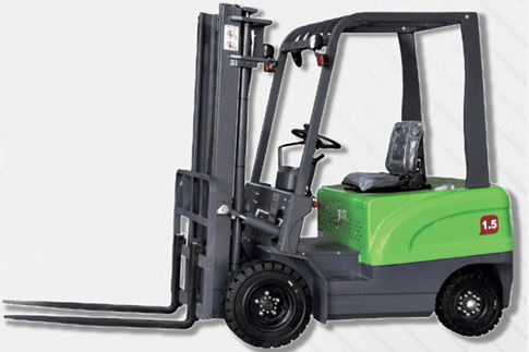 Progetto di costruzione magazzini e trasporti carrelli elevatori elettrici