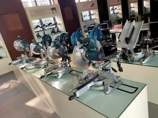 cesoia elettrica tagliente liscia del metallo della cesoia per il taglio di metalli 50Hz